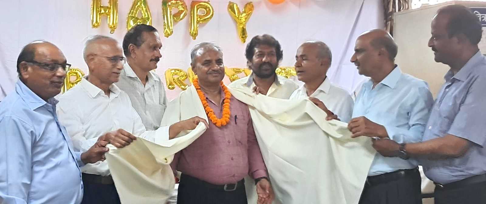 अधिशासी अभियंता वीरेंद्र कुमार यादव सेवानिवृत